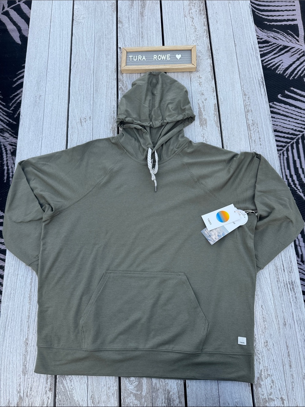 Vuori Halo Oversized Hoodie Dark Metal Heather Green Size Medium New With Tags